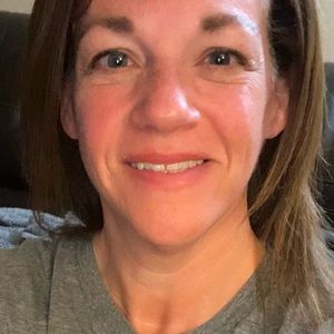 Meet your Posher, Carrie